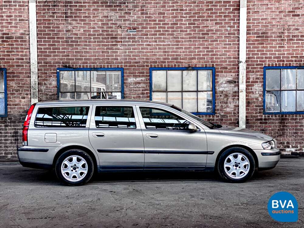 Volvo V70 2.4 Comfortline 7Personen 140PS 2001 -Org. NL-,10-HB-JN.