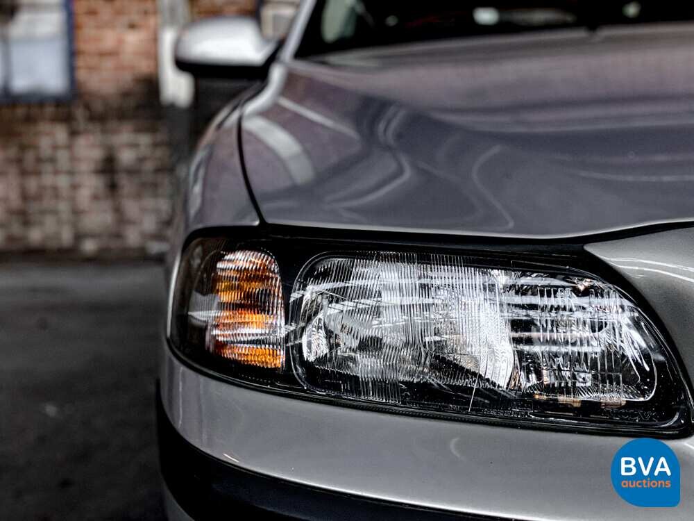 Volvo V70 2.4 Comfortline 7Personen 140PS 2001 -Org. NL-,10-HB-JN.