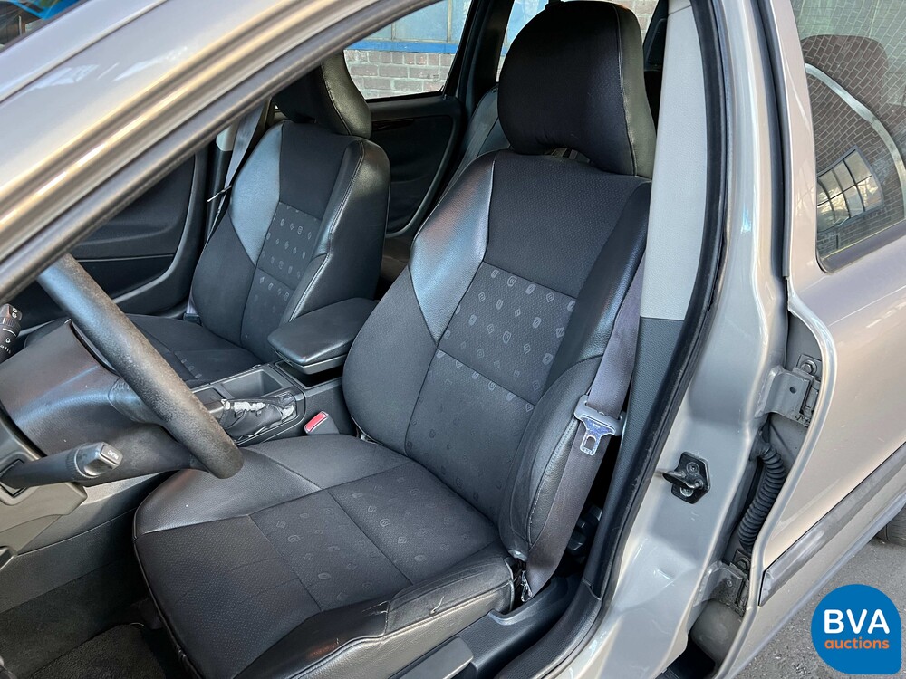 Volvo V70 2.4 Comfortline 7Personen 140PS 2001 -Org. NL-,10-HB-JN.