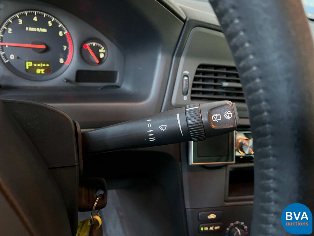 Volvo V70 2.4 Comfortline 7Personen 140PS 2001 -Org. NL-,10-HB-JN.