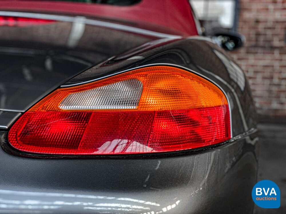 Porsche-Boxster 986 2.7 220 PS 2002 -YOUNGTIMER-.