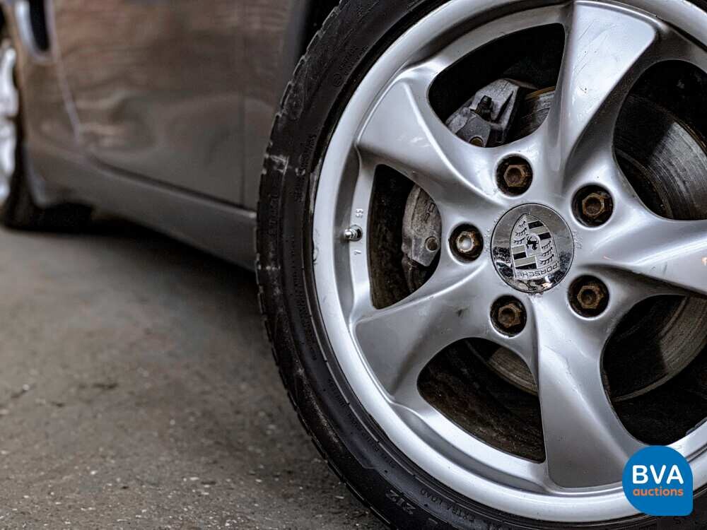 Porsche-Boxster 986 2.7 220 PS 2002 -YOUNGTIMER-.