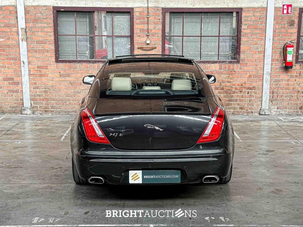 Jaguar XJ L 5.0 V8 LWB Portfolio 385pk 2011 MY