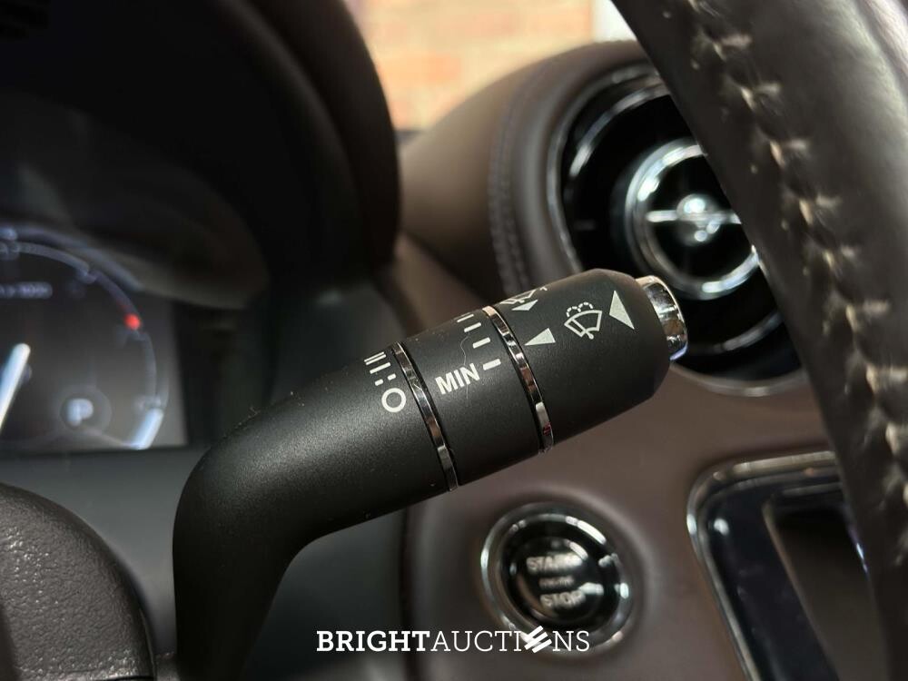 Jaguar XJ L 5.0 V8 LWB Portfolio 385pk 2011 MY