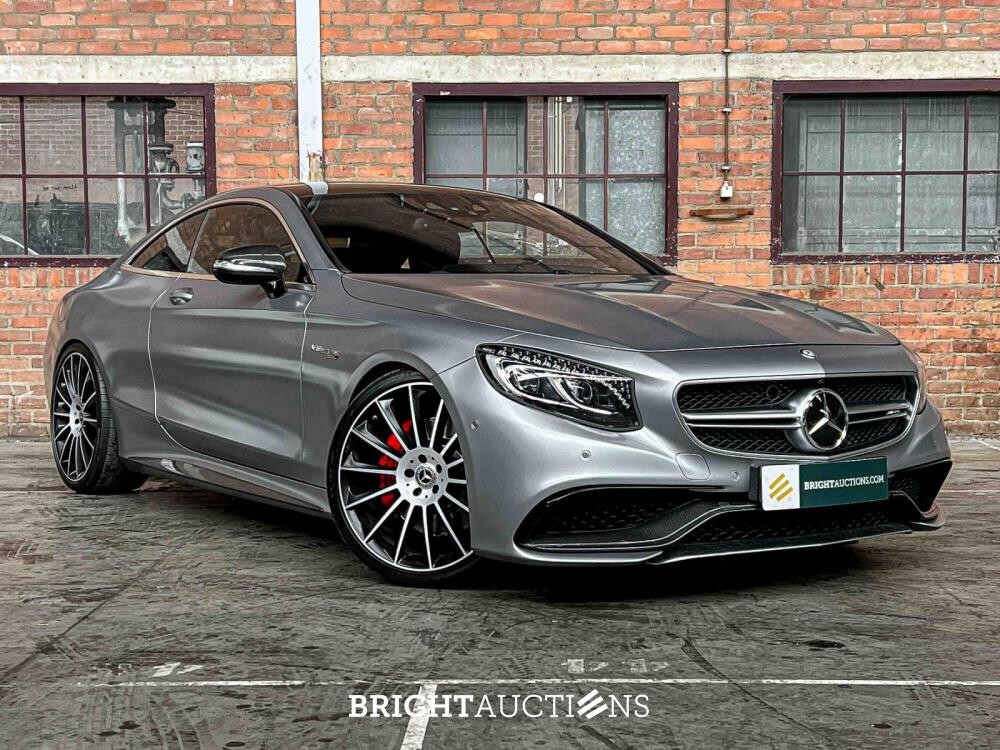 Mercedes-AMG S63 AMG 5.5 V8 4Matic 585pk 2015 S-Klasse Coupe Mercedes-Benz, N-942-DN