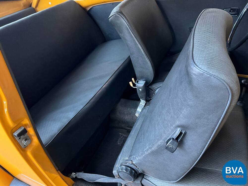 Volkswagen Kever 1200S Semi-Automatic 1600cc 50pk 1976, 56-JA-87