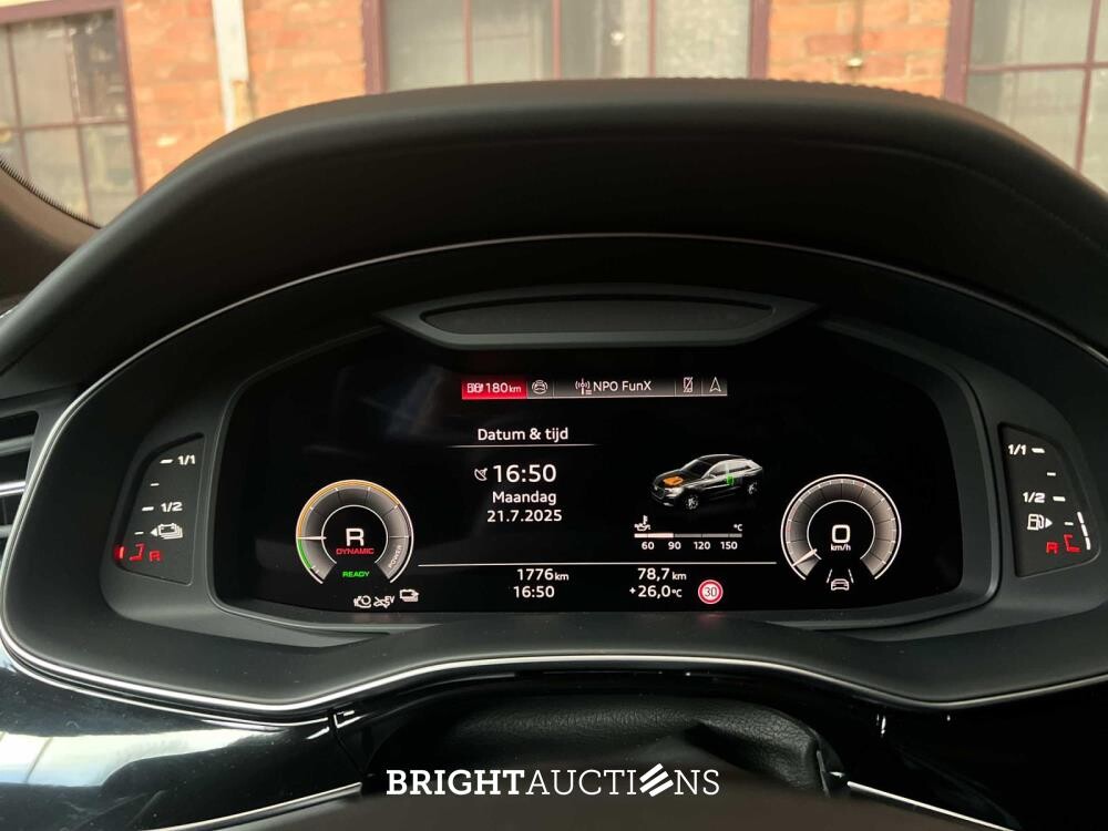 Audi Q8 60 TFSIe Quattro S-Line 490pk 2025 Plug-In Hybrid Fabrieksgarantie