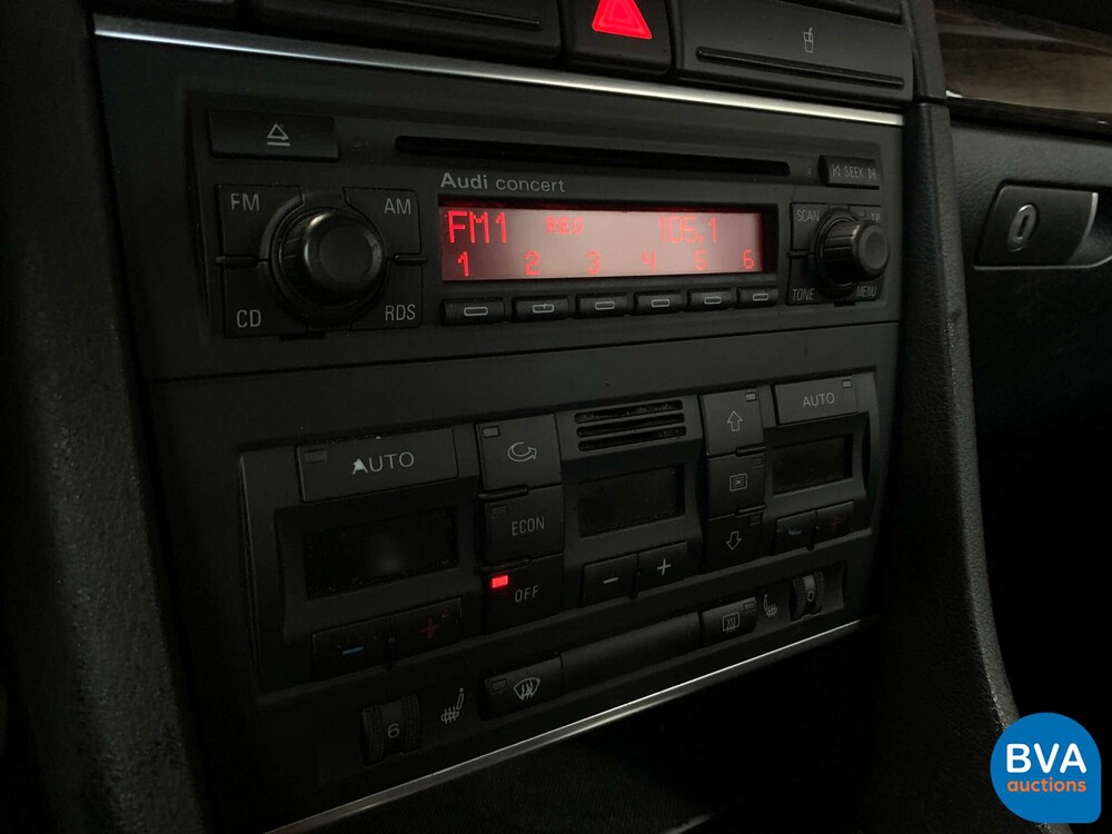 Audi A4 Cabriolet 2.4 V6 Exclusive 170pk 2002 -Org. NL- YOUNGTIMER, 39-JH-NG