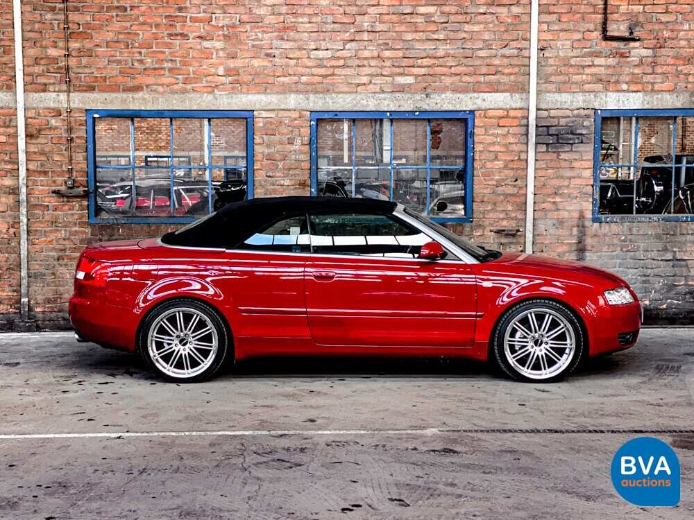 Audi A4 Cabriolet 2.4 V6 Exclusive 170pk 2002 -Org. NL- YOUNGTIMER, 39-JH-NG
