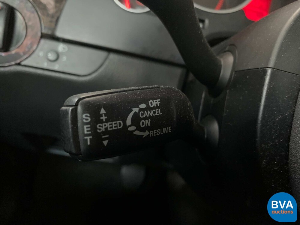 Audi A4 Cabriolet 2.4 V6 Exclusive 170pk 2002 -Org. NL- YOUNGTIMER, 39-JH-NG