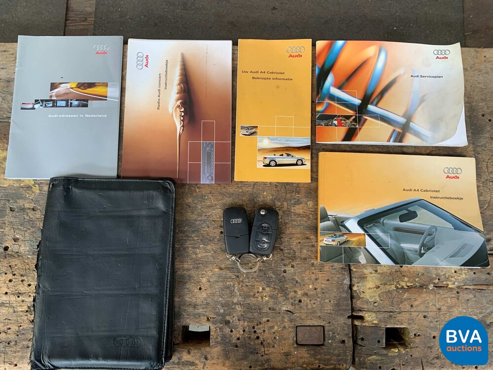 Audi A4 Cabriolet 2.4 V6 Exclusive 170pk 2002 -Org. NL- YOUNGTIMER, 39-JH-NG