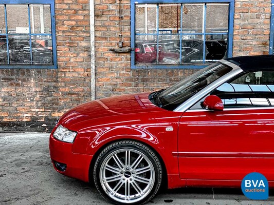 Audi A4 Cabriolet 2.4 V6 Exclusive 170pk 2002 -Org. NL- YOUNGTIMER, 39-JH-NG
