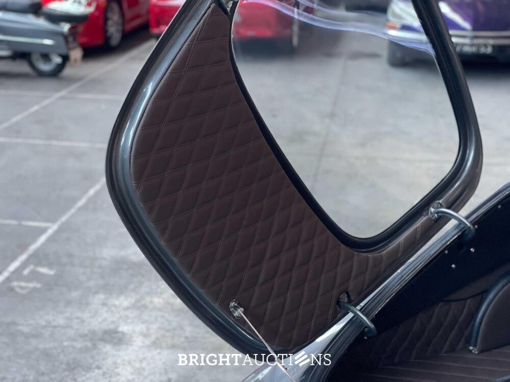 Jaguar E-Type 4.2 I6 Series 2+2 265pk 1969, AL-48-63