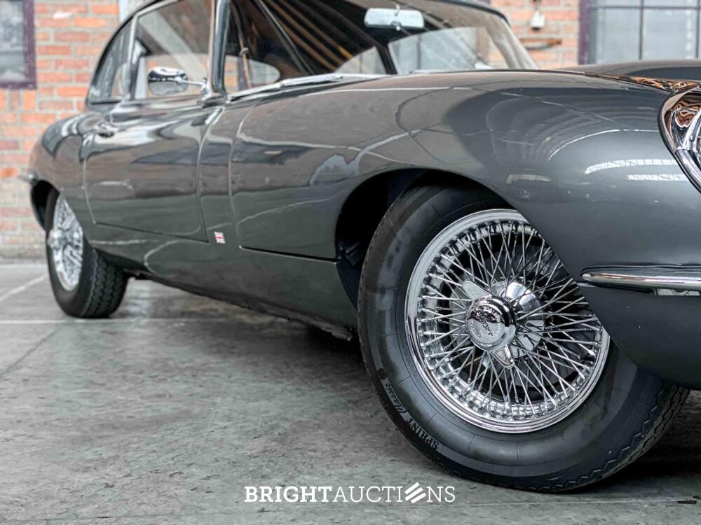 Jaguar E-Type 4.2 I6 Series 2+2 265pk 1969, AL-48-63