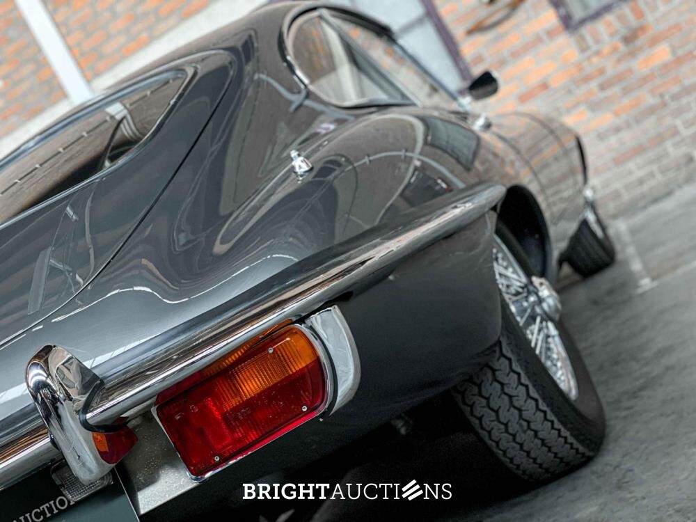 Jaguar E-Type 4.2 I6 Series 2+2 265pk 1969, AL-48-63