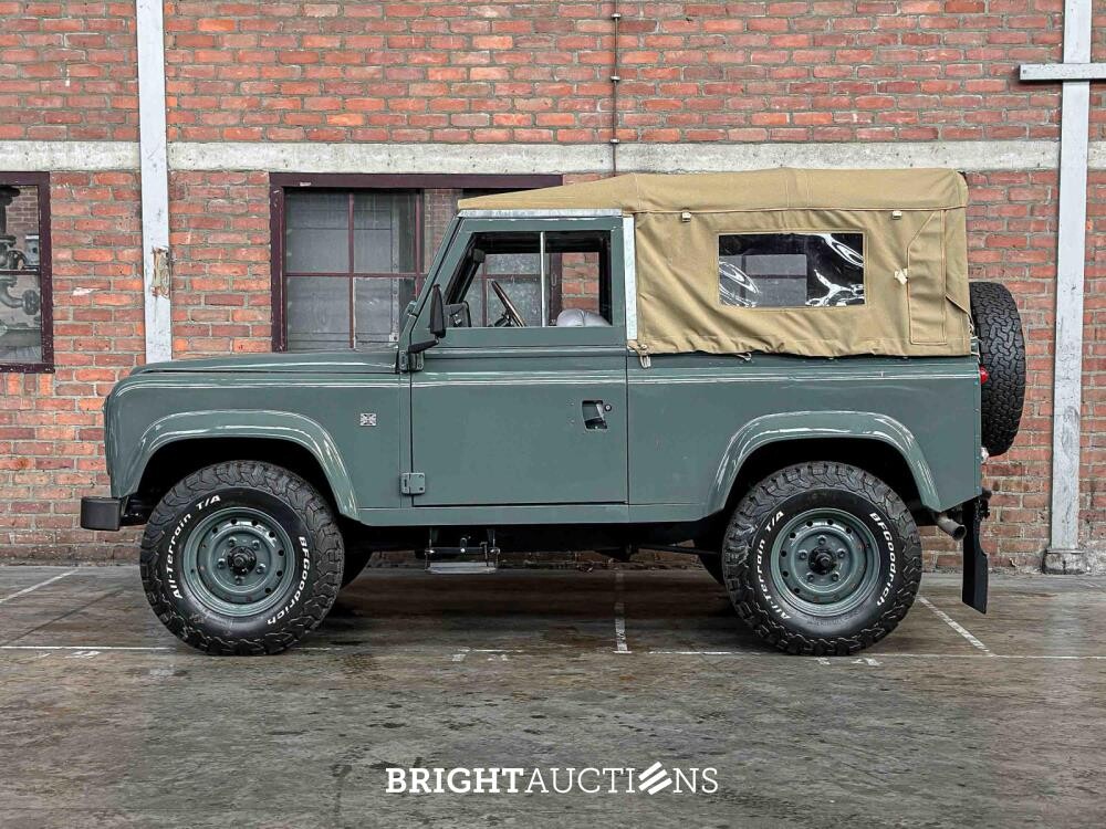 Land Rover Defender 90 Soft Top 2.5l 115pk 1993