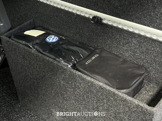 Volkswagen Transporter 2.0 TDI L2H1 32 DC Bulli 204pk 2023, VTF-54-X