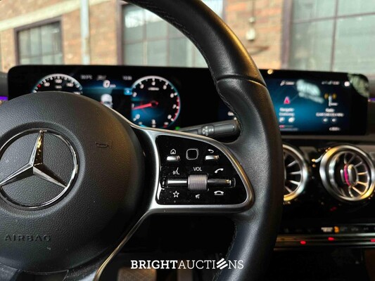 Mercedes-Benz CLA 200 Shooting Brake Business Solution Luxury CLA-klasse 163pk 2021, K-804-JL