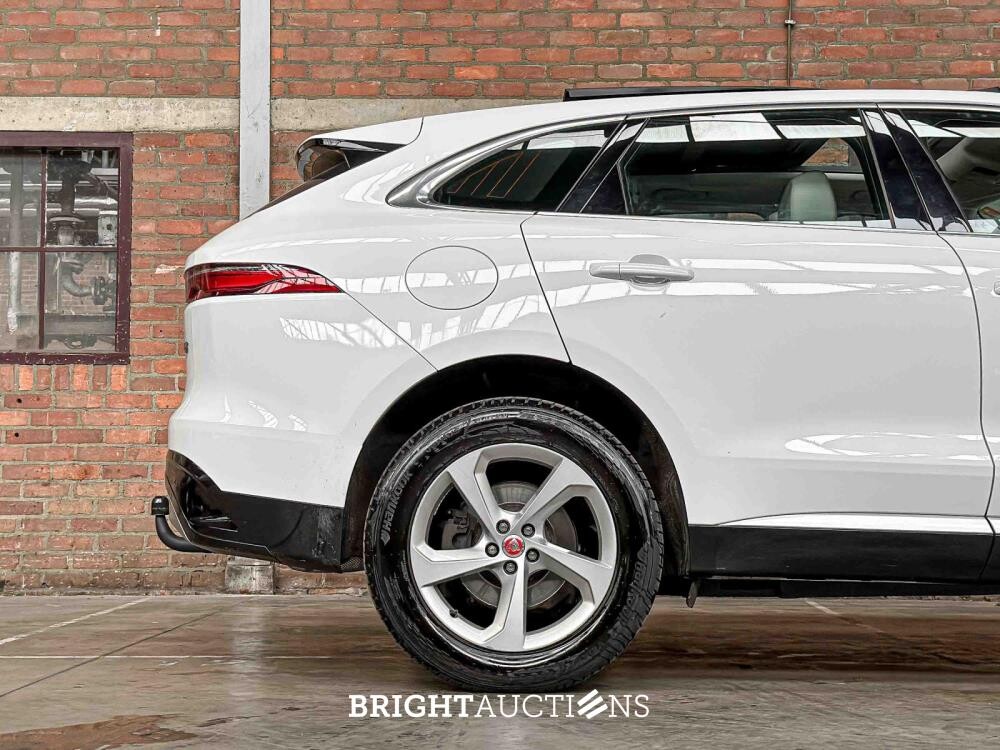 Jaguar F-Pace 2.0 P400e PHEV R-Dynamic S 300pk 2022 (Origineel-NL & 1e Eigenaar), R-884-KV