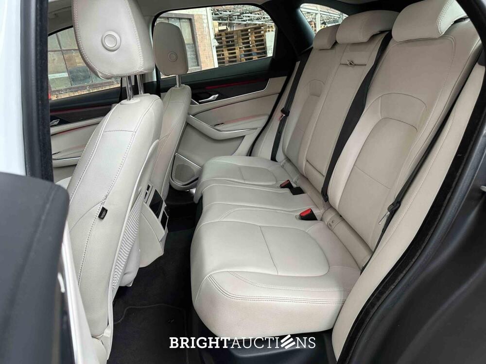 Jaguar F-Pace 2.0 P400e PHEV R-Dynamic S 300pk 2022 (Origineel-NL & 1e Eigenaar), R-884-KV