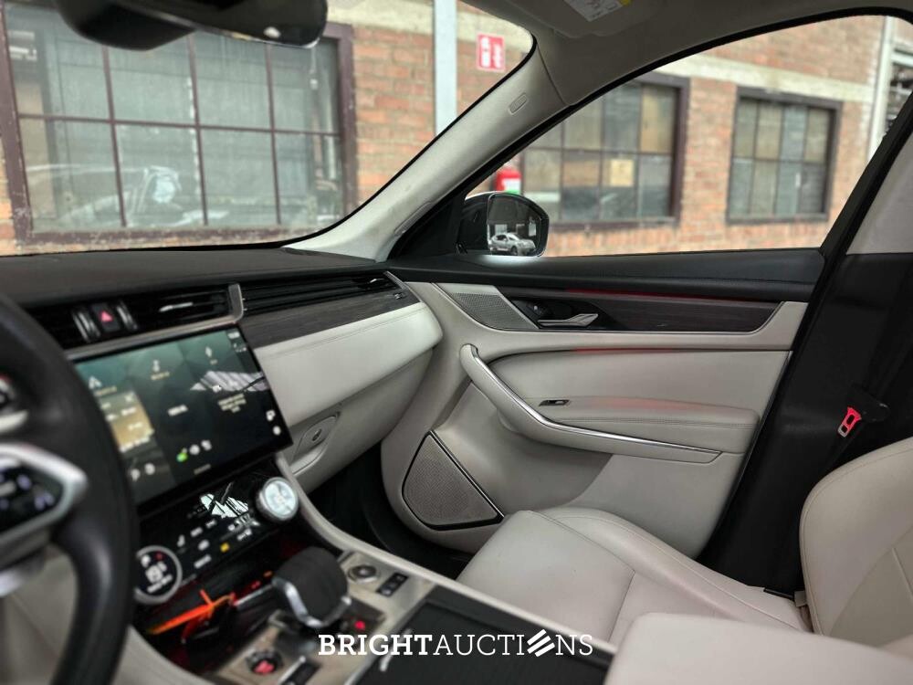 Jaguar F-Pace 2.0 P400e PHEV R-Dynamic S 300pk 2022 (Origineel-NL & 1e Eigenaar), R-884-KV