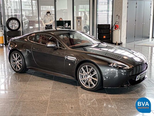 Aston Martin V8 S Vantage 4.7  436pk 2011 -Org. NL-, 14-RZV-9