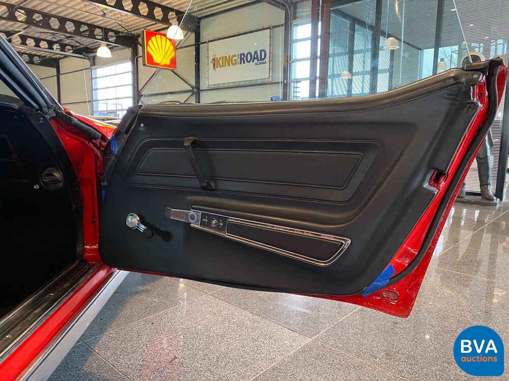 Chevrolet Corvette C3 Convertible Chrome Bumper 210hp 1970.