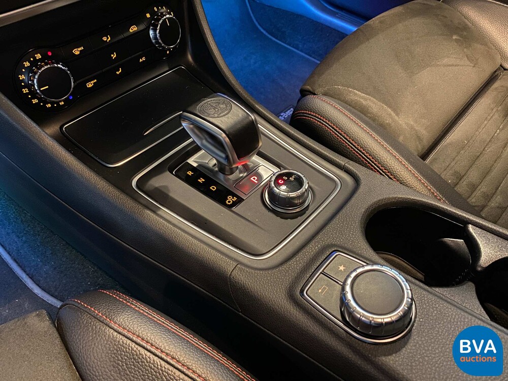 Mercedes-Benz CLA 45 AMG Shooting Brake 4matic CLA45 381pk FACELIFT, J-885-RZ.