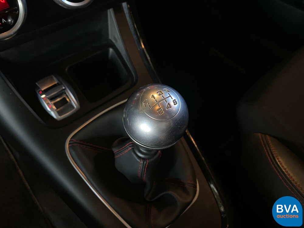 Alfa Romeo Giulietta 1.4T Distinctive 170hp 2011 -Org. NL-, 08-RSH-1.