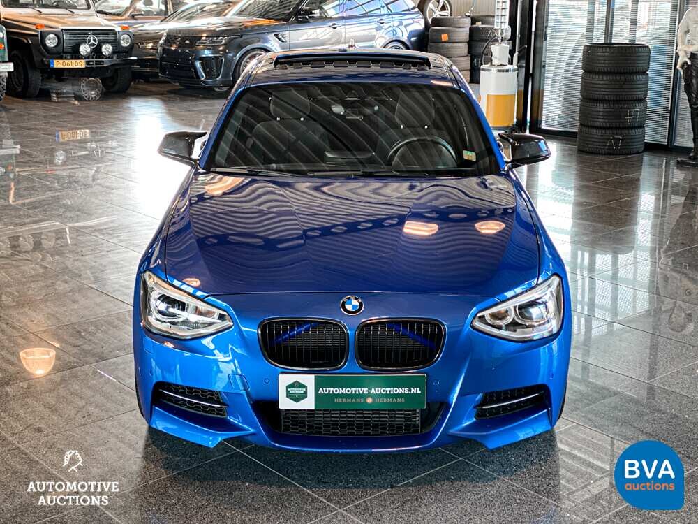 BMW M135i xDrive High Executive M-Performance 320hp 2013, XV-242-R.