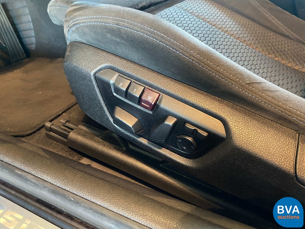 BMW M135i xDrive High Executive M-Performance 320hp 2013, XV-242-R.