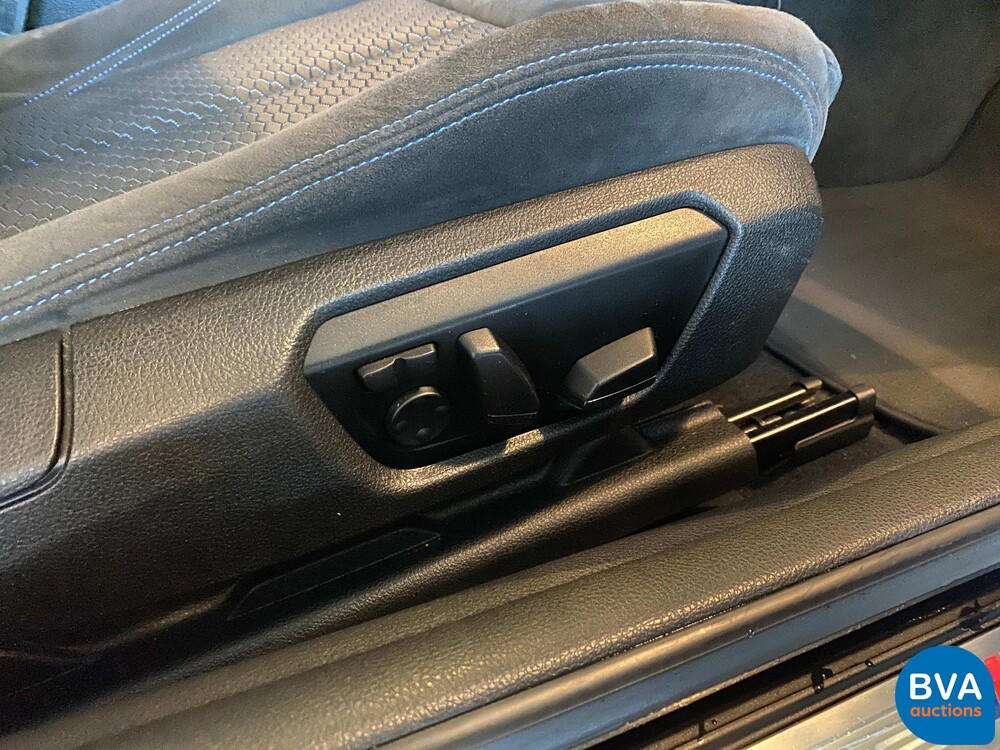 BMW M135i xDrive High Executive M-Performance 320hp 2013, XV-242-R.