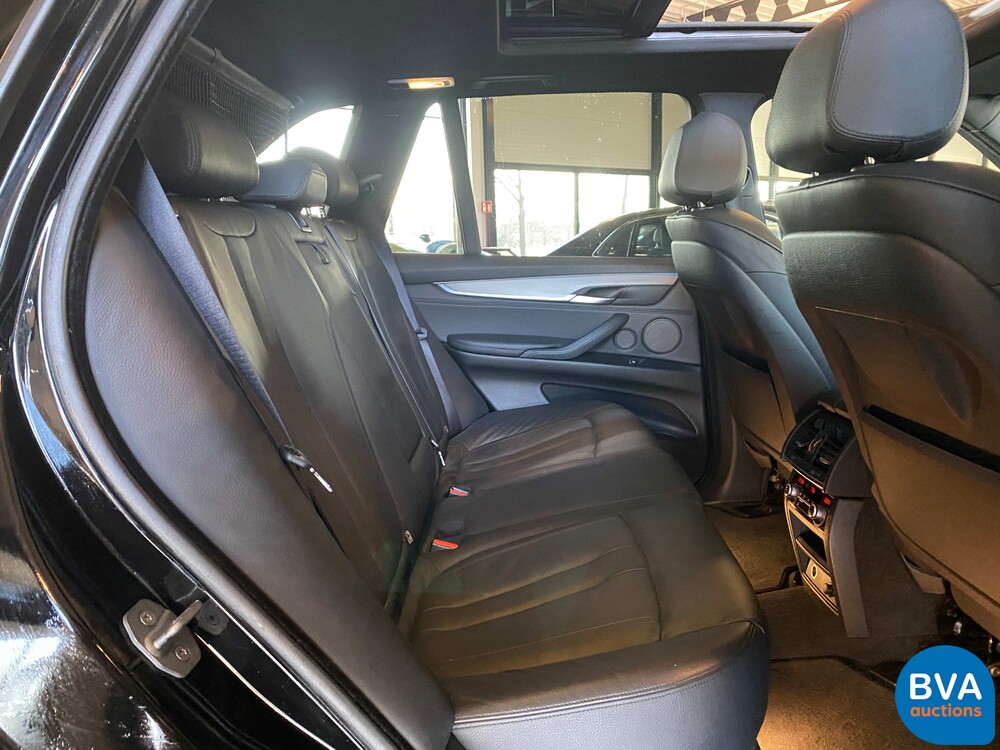 BMW X5 50i xDrive High Executive M-sport 449pk 2014, K-677-PF.