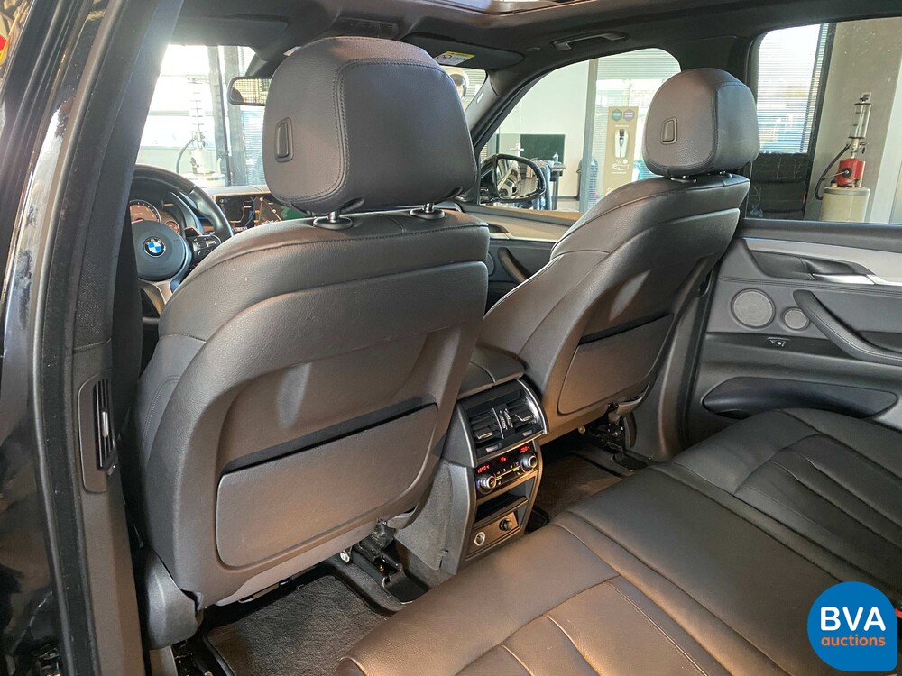 BMW X5 50i xDrive High Executive M-sport 449pk 2014, K-677-PF.