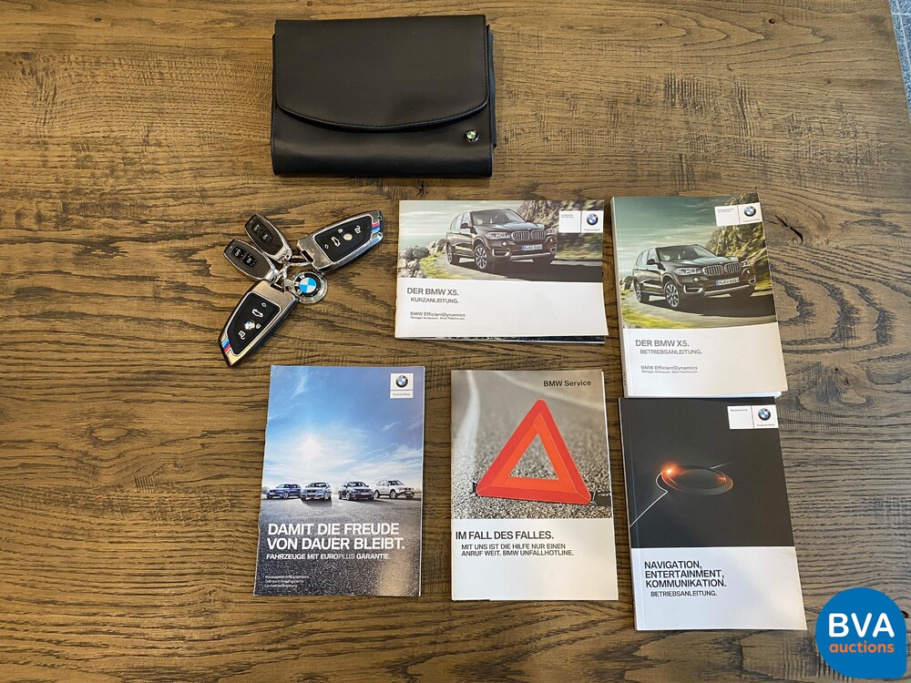 BMW X5 50i xDrive High Executive M-sport 449pk 2014, K-677-PF.