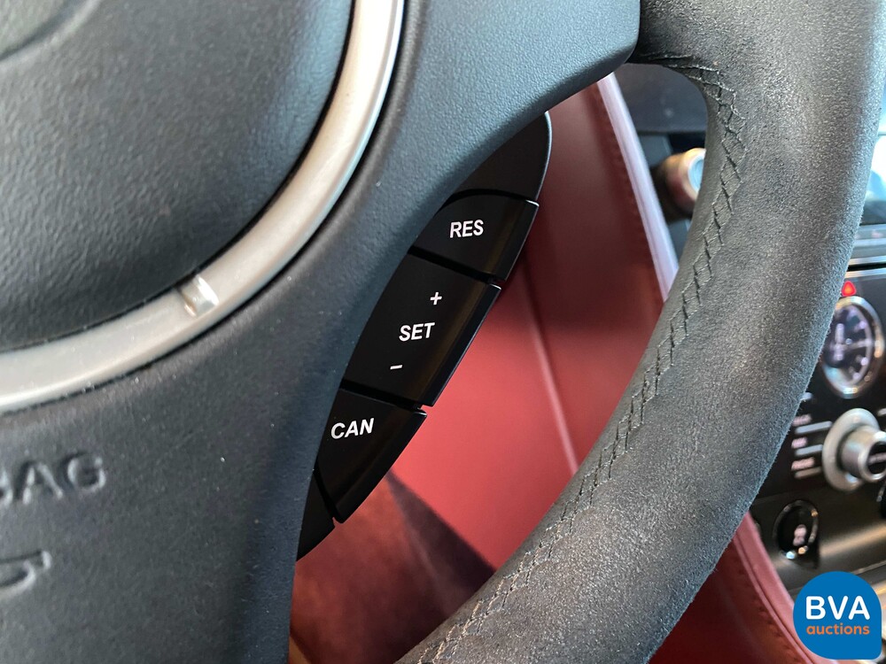 Aston Martin V12 Vantage 5.9 V12 -MANUAL GEARBOX- 571pk 2009, 29-TGB-5.