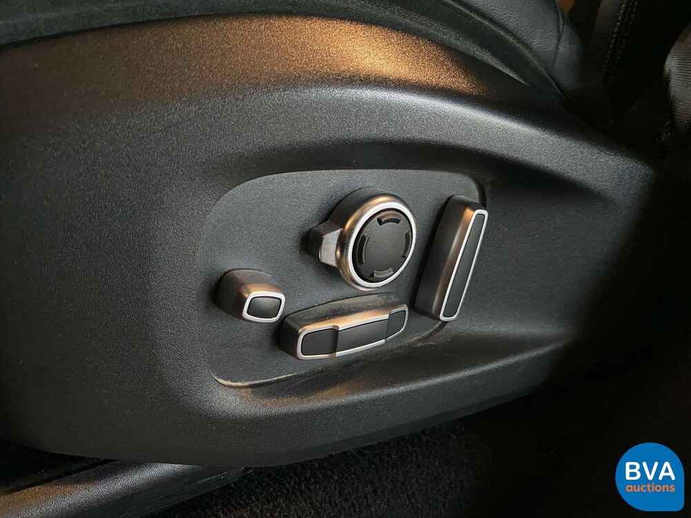 Land Rover Range Rover Sport SVR 575hp Facelift 5.0 V8 SVR MY 2019.