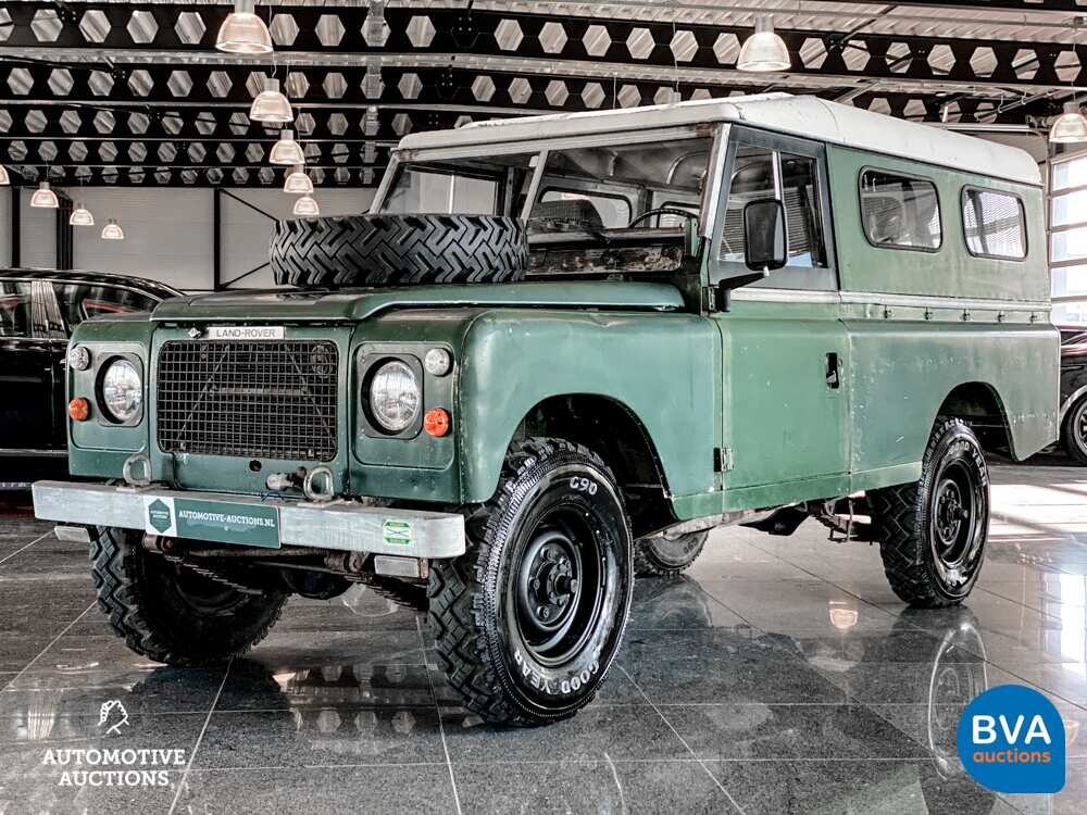 Land Rover Stage One 109" V8 135 PS 1982.