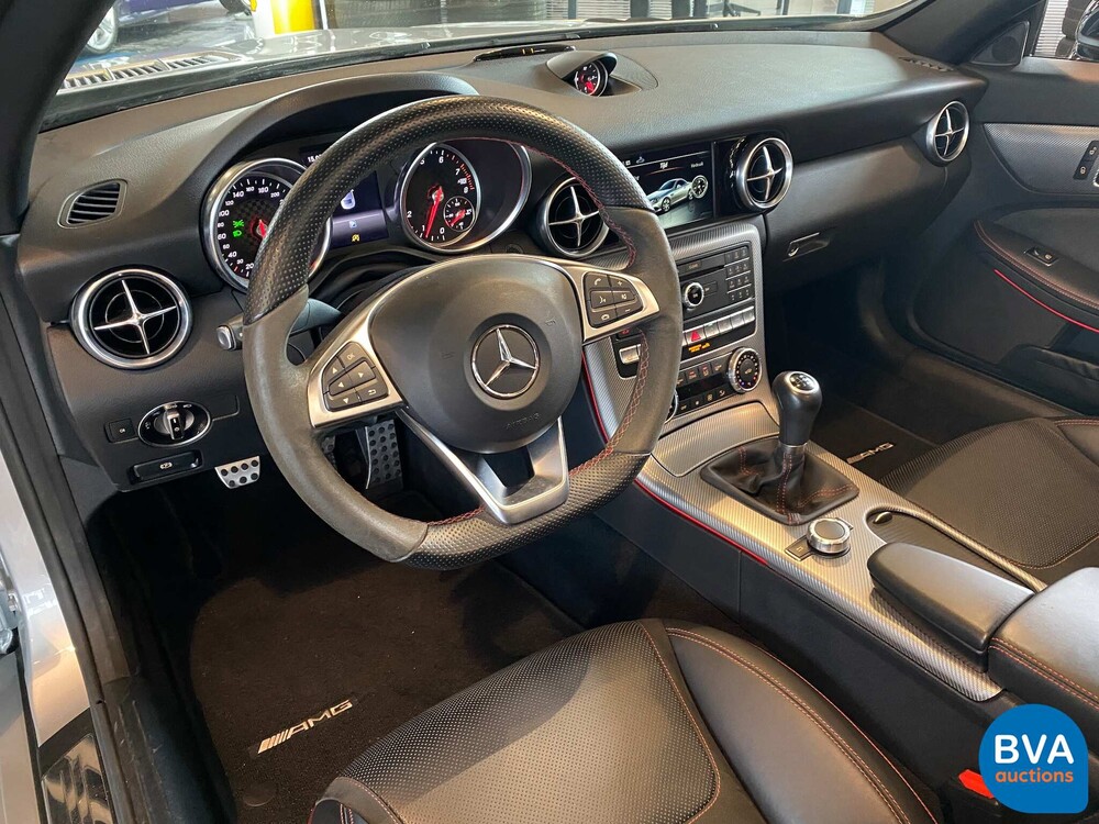 Mercedes-Benz SLC180 Roadster AMG Night Package Cabriolet 156pk 2018 -Org. NL-, RT-742-H.