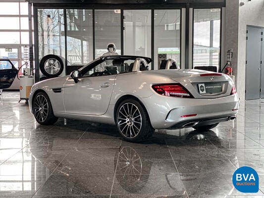 Mercedes-Benz SLC180 Roadster AMG Night Package Cabriolet 156pk 2018 -Org. NL-, RT-742-H.