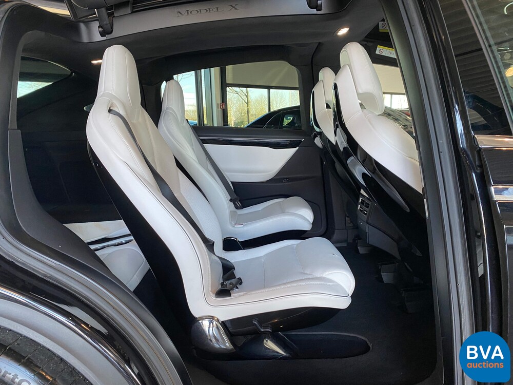 Tesla Model X 90D Base 6-person 429pk 2016 -Org. NL-, KV-944-Z.