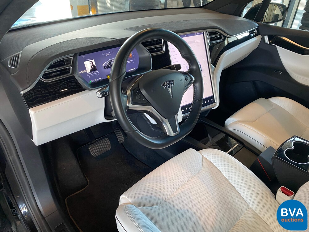Tesla Model X 90D Base 6-person 429pk 2016 -Org. NL-, KV-944-Z.