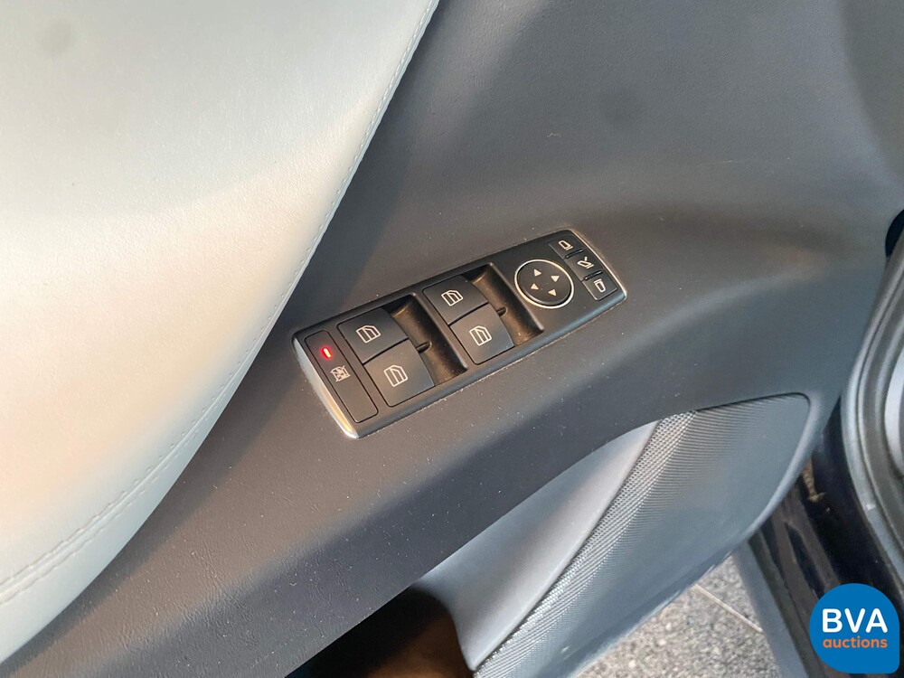 Tesla Model X 90D Base 6-person 429pk 2016 -Org. NL-, KV-944-Z.