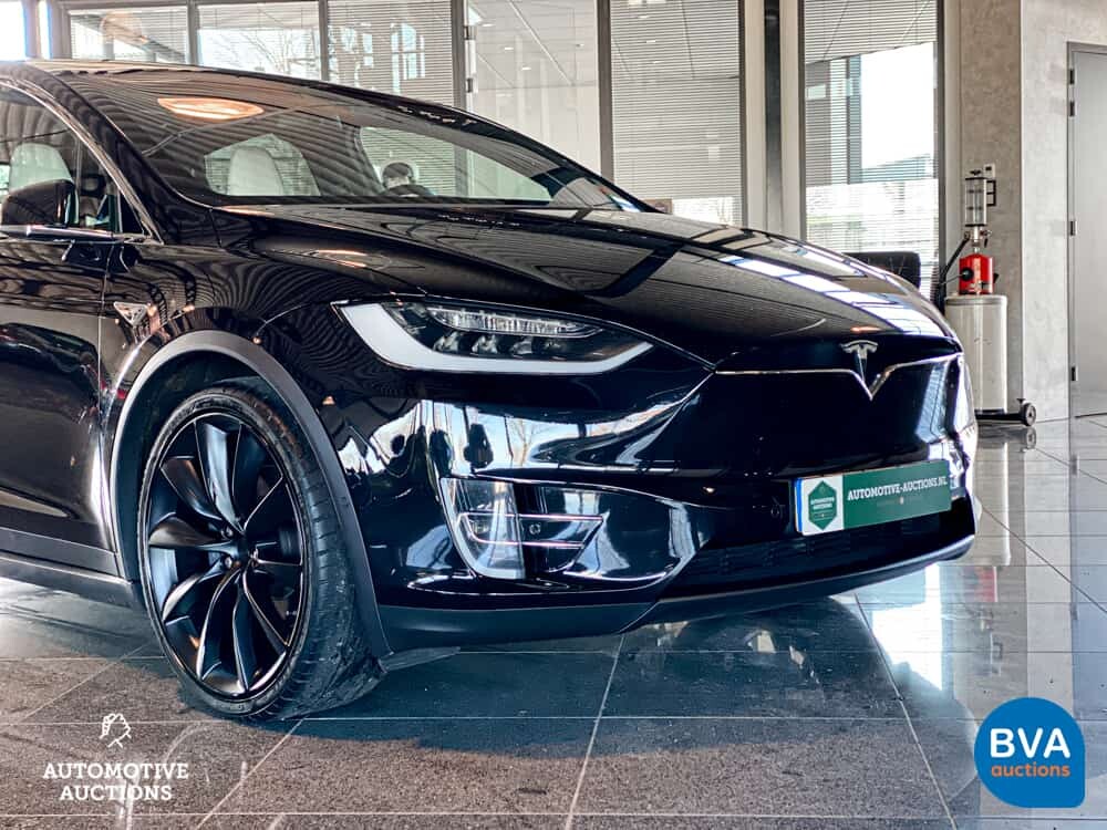 Tesla Model X 90D Base 6-person 429pk 2016 -Org. NL-, KV-944-Z.