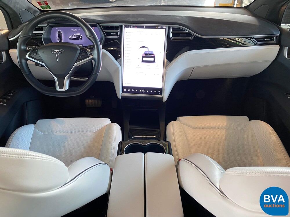 Tesla Model X 90D Base 6-person 429pk 2016 -Org. NL-, KV-944-Z.