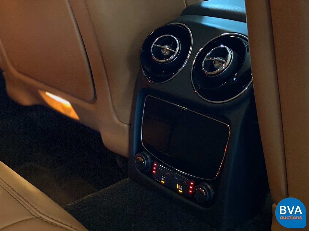 Jaguar XJ 3.0 D Premium Luxury 300hp 2018 Facelift, TD-898-B.