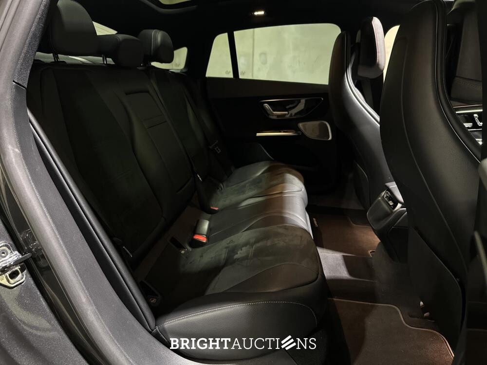 Mercedes-Benz EQE350+ Launch Edition AMG Line 91 kWh 292pk 2022 (Origineel-NL), P-880-TP