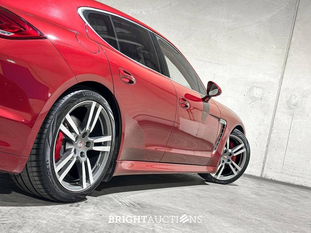 Porsche Panamera S 4.8 V8 400pk 2010, TF-518-R Youngtimer