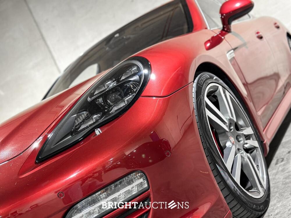Porsche Panamera S 4.8 V8 400pk 2010, TF-518-R Youngtimer