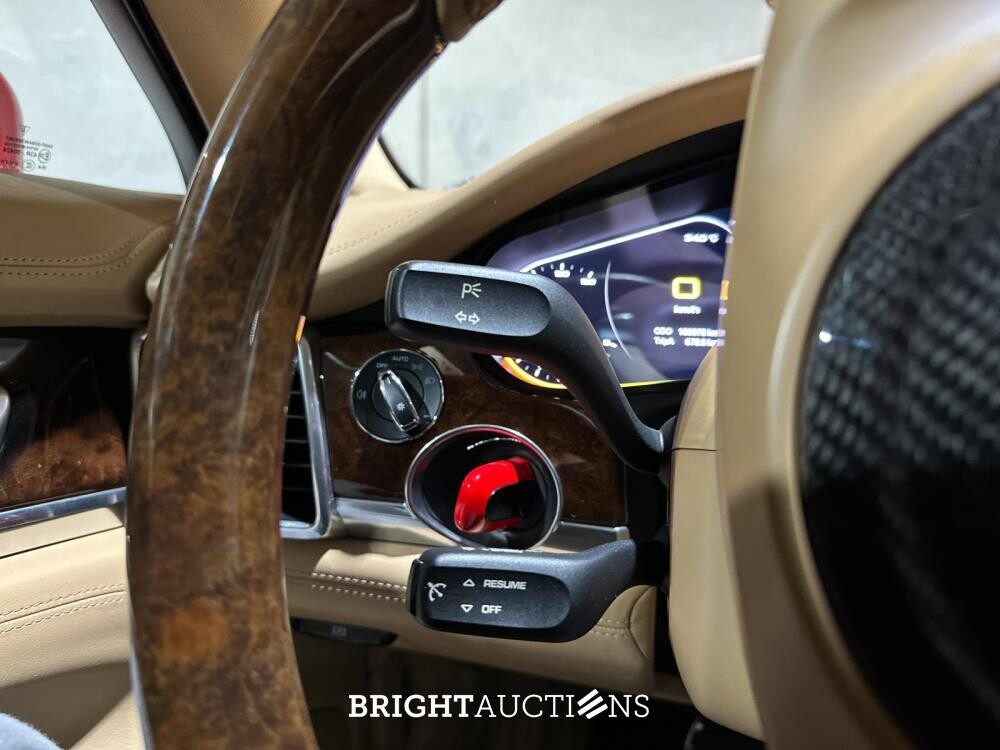 Porsche Panamera S 4.8 V8 400pk 2010, TF-518-R Youngtimer